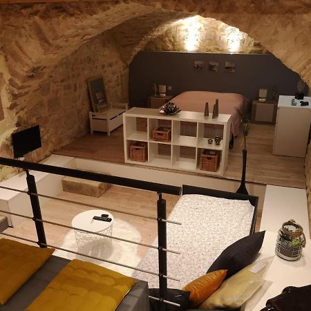 Lou Pastre Hotell La Boissière Exteriör bild